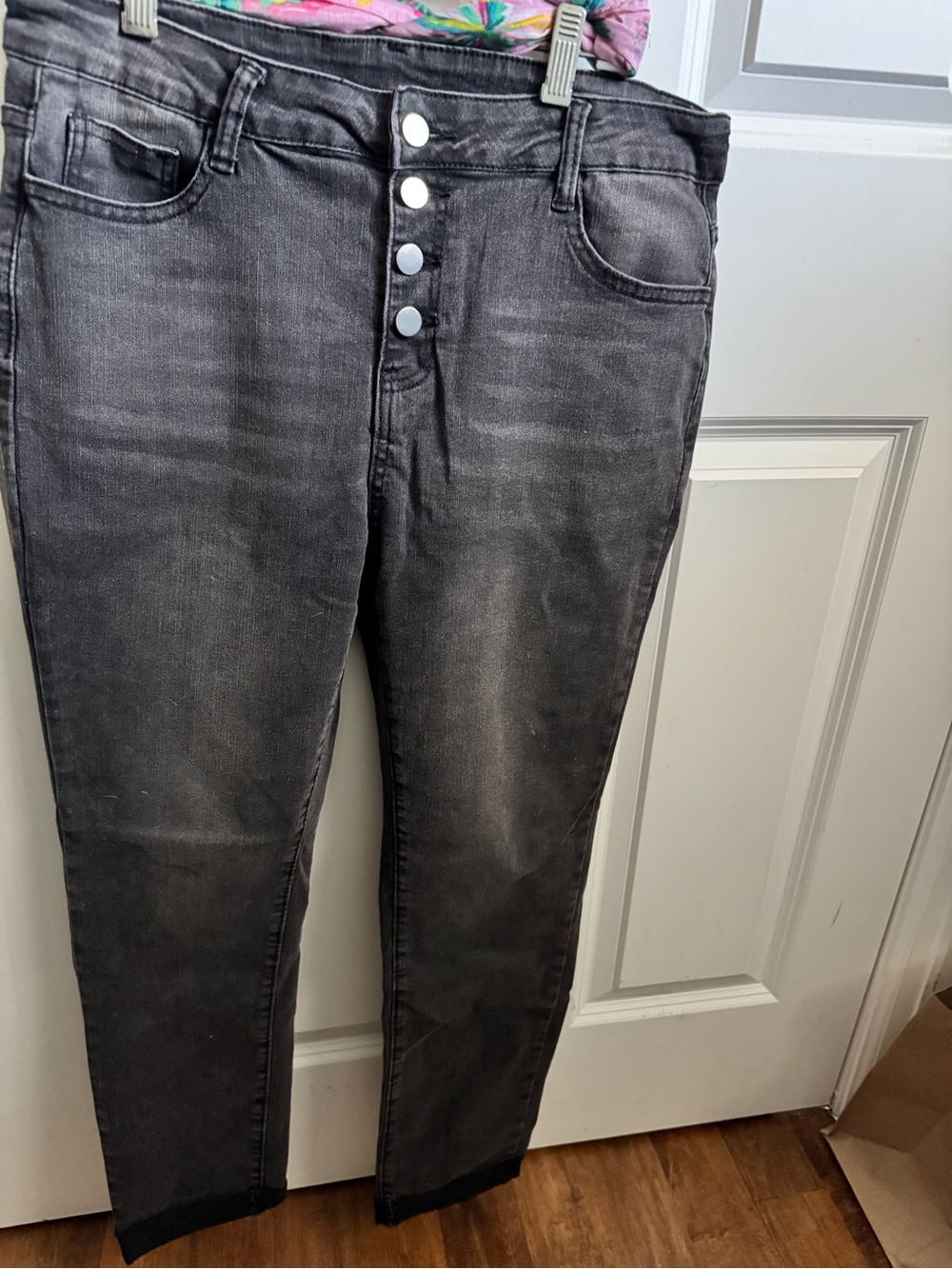 Women's Gray Button-Fly Jeans